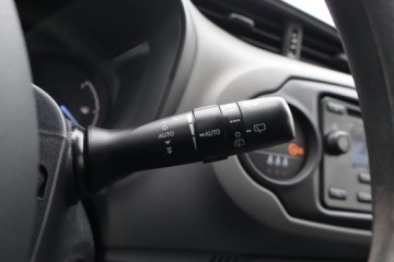 Toyota Yaris III Hatchback 5d Facelifting 2017 1.5 Hybrid 100KM 2020 Toyota Yaris 1.5 Hybrid, Salon Polska, zdjęcie 17