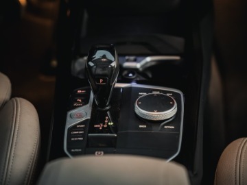 BMW Seria 2 F22-F23-F45-F46 Active Tourer Facelifting 225i 231KM 2020 BMW 228i xDrive 2021 M sport, zdjęcie 25