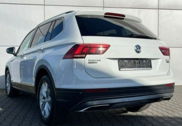 Volkswagen Tiguan II SUV 2.0 TDI 150KM 2018 Volkswagen Tiguan Allspace 4x4 Alcantara Kamera Webasto Navi Led FV, zdjęcie 9