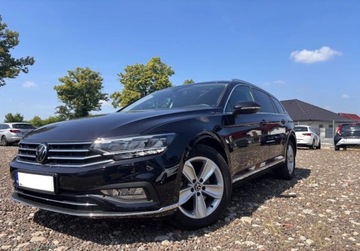 Volkswagen Passat B8 Variant Facelifting 2.0 TSI 190KM 2023 Volkswagen Passat 2.0B 190KM automat salon Polska F-VAT 2.0 Benzyna 190KM