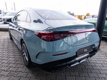 Mercedes CLA C118/X118 2025 MERCEDES-BENZ CLA 200 AMG Line Sedan 1.5 (163KM) 2025, zdjęcie 3