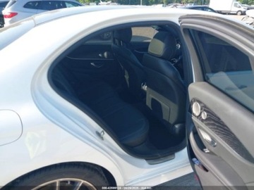 Mercedes Klasa E W213 2021 Mercedes-Benz Klasa E E350 4matic 2.0 Benzyna 255KM, zdjęcie 10