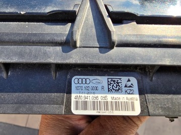 AUDI Q7 ETRON HALOGEN PRAVÝ DRL E-TRON 4M0941056