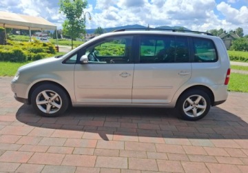 Volkswagen Touran I 1.9 TDI 100KM 2003 Volkswagen Touran Super stan 1.9 Diesel 100KM, zdjęcie 2