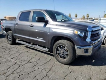 Toyota Tundra II 2015 Toyota Tundra Toyota Tundra Truck CrewMax 4.6 Benzyna 310KM, zdjęcie 5