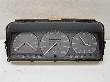 VW T4 91-95 2.4D 1.9TD LICZNIK ZEGARY 701919033DK