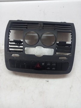 WŁĄCZNIK ŚWIATEŁ AWARYJNYCH MERCEDES VIT0 W639 06398701110