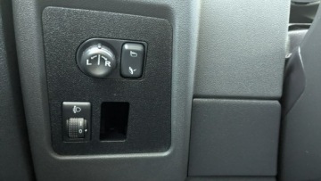 Nissan Qashqai I Crossover 1.5 dCi 106KM 2009 Nissan Qashqai 1.5dCi 107PS OPŁACONY Bezwypadkowy, zdjęcie 29