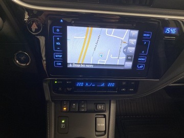 Toyota Auris II 2016 Toyota Auris 1.8 HSD Prestige NAVI II (2012-) Toyo, zdjęcie 16