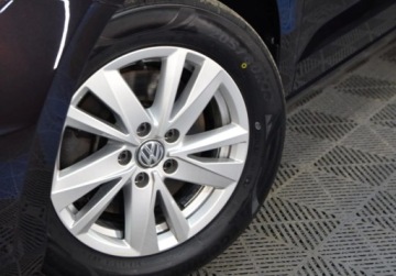 Volkswagen Touran III 2019 Volkswagen Touran 2.0 TDI _ Automat _ 5os _ 2.0 Diesel 115KM, zdjęcie 16