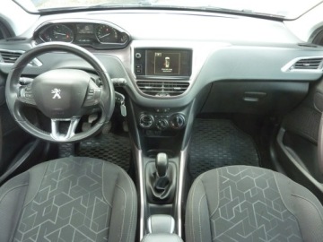 Peugeot 2008 I SUV 1.6 e-HDi 92KM 2015 Peugeot 2008 1.6 HDI 92, zdjęcie 17