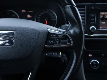 Seat Leon III ST 1.6 TDI CR 105KM 2015 Seat Leon 1.6 TDI, Salon Polska, Serwis ASO, zdjęcie 16