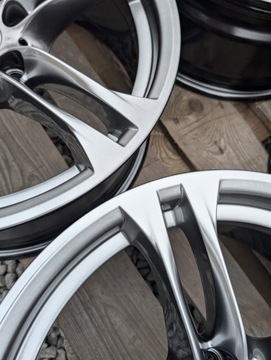 4× DISK HLINÍK BMW OE 8.0" X 18" 5X120 ET 30