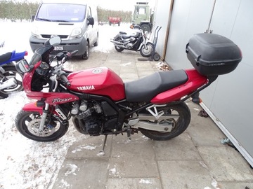 Yamaha Fazer FZS 600 98-03 Крепление на раму навеса