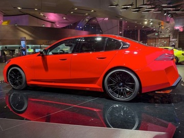 BMW Seria 5 G90-91 2026 BMW Seria 5 M5 Sedan 4.4 (727KM) 2026, zdjęcie 2