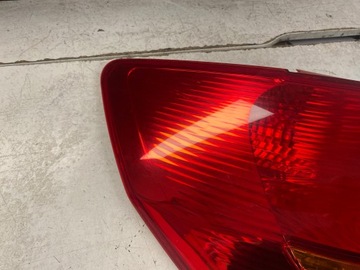 KIA VENGA LAMPA LEWY TYŁ