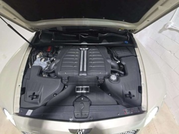 Bentley Bentayga 2017 Bentley Bentayga W12 2017 6.0l 6.0 Benzyna 600KM, zdjęcie 7