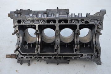 PORSCHE 944 2.5 БЛОК ДВИГАТЕЛЯ 9441011019R