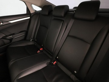 Honda Civic X Sedan 4d 1.5 VTEC Turbo 182KM 2017 Honda Civic Executive automat skóra navi kamera, zdjęcie 16