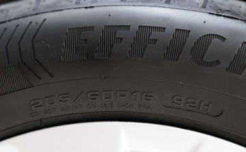 Volkswagen Taigo 1.0 TSI 110KM 2022 Volkswagen Taigo 1.0 TSI Style Benzyna 110KM, zdjęcie 13