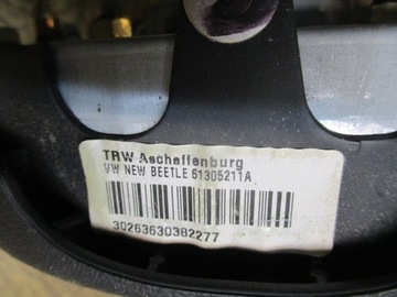 ULOŽENÍ VZDUCHOVÁ ŘÍDÍCÍ AIRBAG VW NEW BEETLE I 98-05R. ČERNÁ 1C