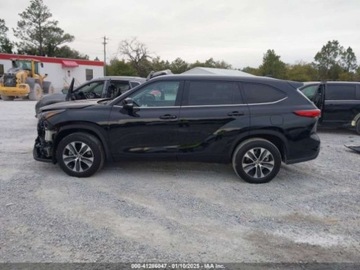Toyota Highlander III 2022 Toyota Highlander 2022r., XLE, od ubezpieczalni 3.5 Diesel 295KM, zdjęcie 3