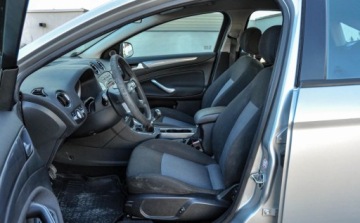 Ford Mondeo IV Sedan 2.0 Duratorq TDCi DPF 140KM 2013 Ford Mondeo 2,0TDCI Salon PL Bezwypadkowy 2013 r. 2.0 Diesel 140KM, zdjęcie 6