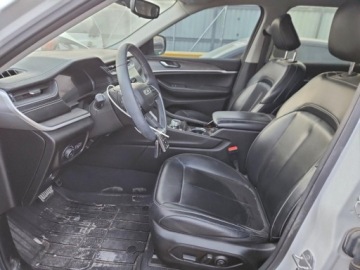 Jeep Grand Cherokee V 2023 Jeep Grand Cherokee L Limited 2023 3.6 Benzyna 293KM, zdjęcie 7