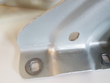 Петля капота Mercedes W246 A2468800228 B-CLASS