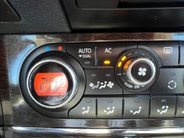 Renault Koleos I SUV Facelifting 2013 2.0 dCi 173KM 2015 Renault Koleos 4X4 AUTOMAT NAWIGACJA SKORY GRZANE FOTELE PANORAMA DACH BOS, zdjęcie 9