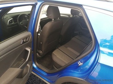 Volkswagen T-Roc I SUV Facelifting 1.5 TSI ACT 150KM 2024 Volkswagen T-Roc 1.5 Benzyna 150KM, zdjęcie 6