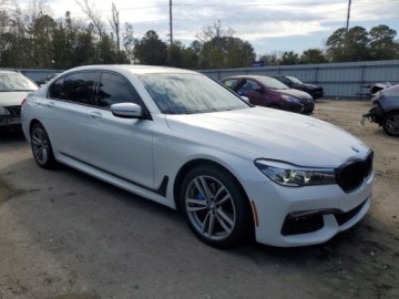 BMW Seria 7 G11-G12 2018 BMW Seria 7 BMW serii 7 740i xDrive Sedan z 2019 roku , od ubezpieczalni, zdjęcie 1