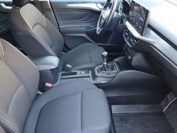 Ford Focus IV Kombi Facelifting 1.0 EcoBoost MHEV 125KM 2023 Ford Focus 1.0 EcoBoost, Salon Polska, zdjęcie 8