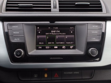 Skoda Fabia III Kombi 1.2 TSI 90KM 2015 Skoda Fabia 1.2 TSI, Salon Polska, Serwis ASO, zdjęcie 12