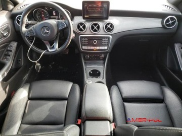 Mercedes GLA I 2018 Mercedes-Benz GLA 2018 r., 2,0L 250 4 MATIC 2.0 Benzyna 208KM, zdjęcie 8