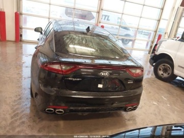 Kia Stinger Liftback 3.3 T-GDi 366KM 2018 Kia Stinger Gt2 2018 3.3 Benzyna 365KM, zdjęcie 4