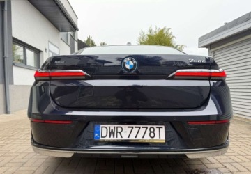 BMW Seria 7 G70 Sedan Plug-In 3.0 50e 489KM 2023 BMW Seria 7 BMW Seria 7 3.0 Hybryda Plug-in 489KM, zdjęcie 13