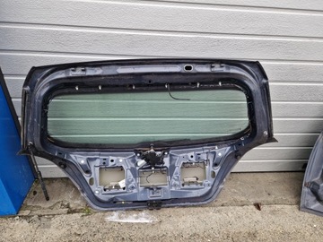 OPEL ASTRA H 3 III Z177 HB VÍKO KUFRU ZADNÍ KOMPLETNÍ