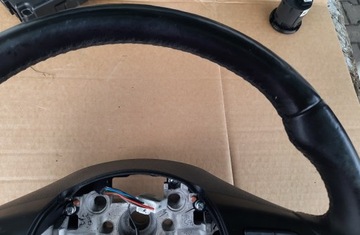 МНОГОФУНКЦИОНАЛЬНЫЙ РУЛЬ KIA SORENTO III 15-17 лет