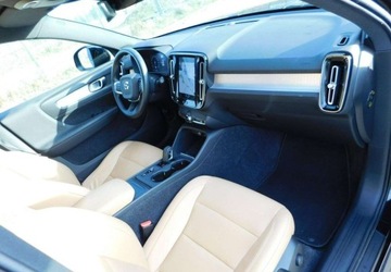 Volvo XC40 Crossover 1.5 T3 163KM 2019 Volvo XC 40 z Gwarancja Bezwypadkowy Bezowa Skora 1.5 Benzyna 163KM, zdjęcie 11