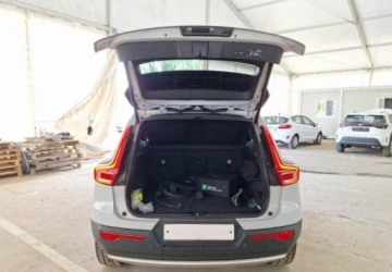 Volvo XC40 Crossover Plug-In Facelifting 1.5 T5 262KM 2022 Volvo XC 40 Plug-In T5 Navi Virtual Tempomat Panorama Kamera FV23, zdjęcie 8