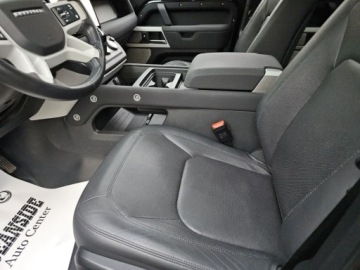 Land Rover Defender IV (L663) 2023 Land Rover Defender 130 SE 2023 3.0 Benzyna 395KM, zdjęcie 6