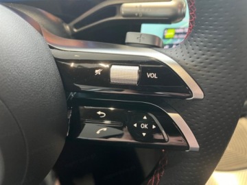 Mercedes GLB 2026 MERCEDES-BENZ GLB 250+ EQ AMG Line Suv (272 KM) 2026, zdjęcie 10