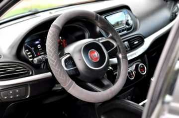 Fiat Tipo II Station Wagon 1.4 95KM 2017 Fiat Tipo 1.4 95KM Climatronic Grzane Fotele, zdjęcie 17