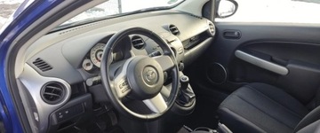 Mazda 2 II Hatchback 5d 1.3 86KM 2008 Mazda 2 1.3 benz ,bezwypadek,nowy rozrzad,tarcze klocki 1.3 Benzyna 86KM, zdjęcie 12