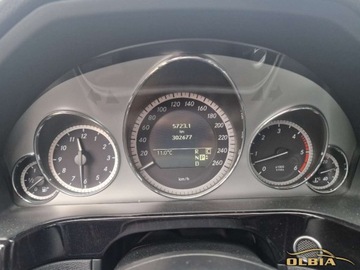 Mercedes Klasa E W212 Limuzyna 350 CDI BlueEFFICIENCY 231KM 2009 Mercedes-Benz Klasa E E350 V6 Diesel Automat Szyberdach 3.0 Diesel 230KM, zdjęcie 22