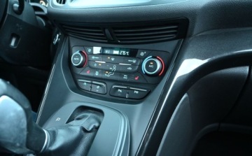 Ford Kuga II SUV Facelifting 2.0 TDCi 150KM 2017 Ford Kuga 2,0 TDCI 150 KM AWD ST-LINE BI-Xenon Nawigacja 2.0 Diesel 150KM, zdjęcie 13