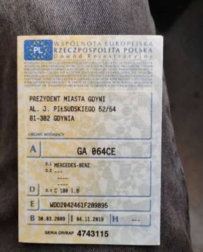 Mercedes Klasa C W204 Kombi T204 1.8 180 K 156KM 2009 Mercedes-Benz Klasa C 2009r, 1.8 LPG. Uszkodzony przod. Jezdzi. 1.8 156KM, zdjęcie 19