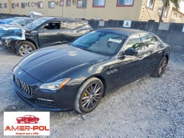 Maserati Quattroporte II 2022 Maserati Quattroporte 2022 MASERATI QUATTROPORTE BASE 3.0 Benzyna 424KM