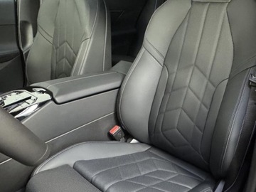 BMW Seria 5 G90-91 Touring 2.0 520d 197KM 2025 BMW Seria 5 520d xDrive Sport Sedan 2.0 (197KM) 2025, zdjęcie 7